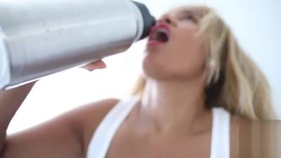 Mango Maddy - Wet And Oiled On Mango Island - hotmovs.com