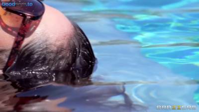 Ariella Ferrera - Sex By The Pool - Ariella Ferrera - upornia.com