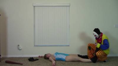 Princess Star Vs Clown - hclips.com