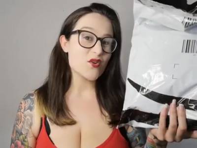 Elizabethhunny Amazon Lingerie Try On - Youtube Uncensored - hotmovs.com