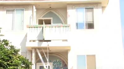 Holly Sampson Wants A Young Guy In Her Sweet Hole - hotmovs.com