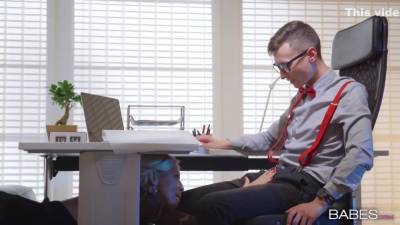 Karol Lilien - Karol Lilien Employee Of The Month - hotmovs.com