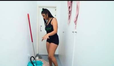 Called for a maid service to clean our house today - drtvid.com