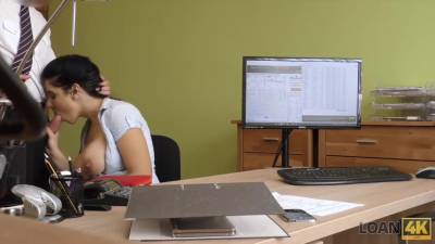 Bombasse Tout-naturel A Besoin Dargent Alors Pourquoi - upornia.com