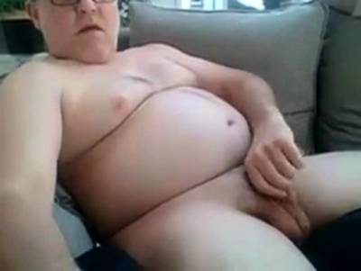 Dad Plays With Cock - drtvid.com