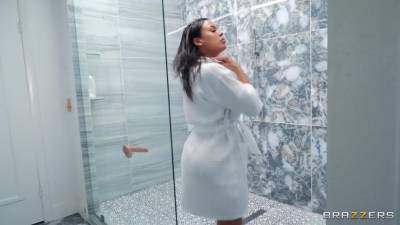 Shower Squirt - hotmovs.com