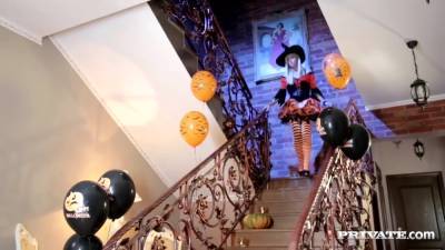 Nathaly Cherie - Anal Banged On Stairs - hotmovs.com