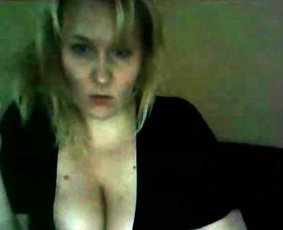 Sandra Balawni zeigt Titten - drtvid.com