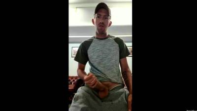 Hairy slim eztra big dickrd guy jerking okk on cam - drtvid.com