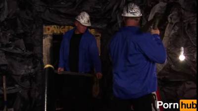 gold diggers - Scene 2 - ah-me.com