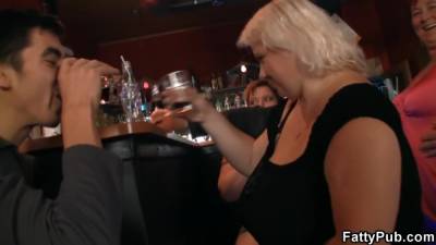 Fattypub - Getting To Know The Girls - upornia.com