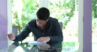 HD - PureMature Hot Milf Julia Ann loves a big dick - ah-me.com