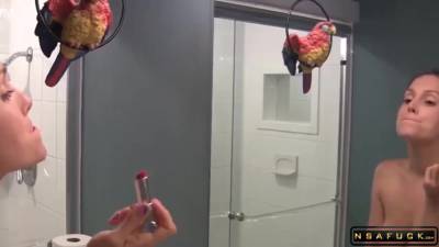 Fruity Housewife Uses Her Red Sultry Lipstick - Amateur Porn - hclips.com