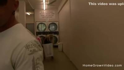 Busty Blonde - Busty Blonde Slut Picked Up At Laundromat And Fucked - hclips.com