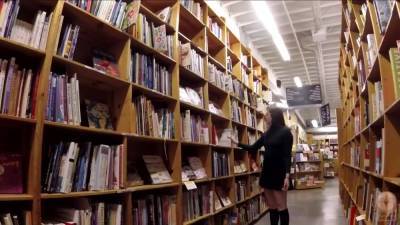 Cute Brunette Exhibitionist Flashing At The Bookstore - hotmovs.com
