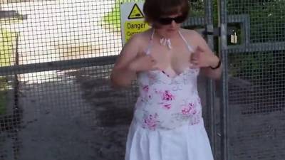 uk-amateur-slut - drtvid.com - Britain