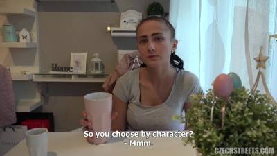 Amateur European Girl Gets Poked - hclips.com