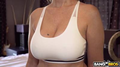 Fucking The Stepson In The Shower - BigTitsRoundAsses - hotmovs.com