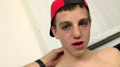 First-Time Handjob - Cute Twink David Hines - drtvid.com