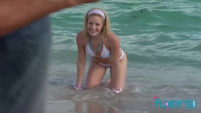 Hippy Teen Girl Ally Ann - upornia.com