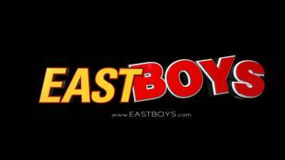 Muscle Worship - Flexing - Dylan - drtvid.com