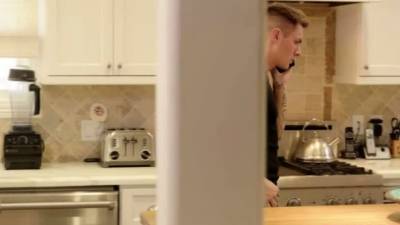 Hunk Arad Win deeply fucks Zak Bishops tight asshole - drtvid.com