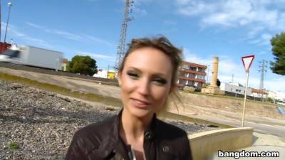 Nataly The Russian Exhibitionist - hotmovs.com - Russia