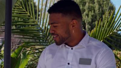 Negro With A Big Dick In The Bedroom To Have A Group Porn With The Bri - hotmovs.com