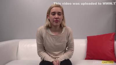 Nikola - 5723 2 - upornia.com - Czech Republic