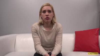 Nikola - 5723 2 - upornia.com - Czech Republic