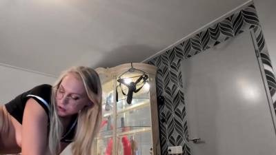 Blonde Teen Solo Masturbating - hclips.com