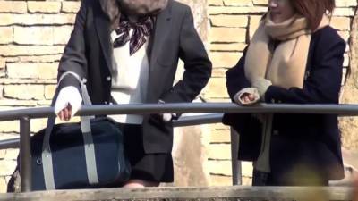 Highschool teens urinate - drtvid.com - Japan
