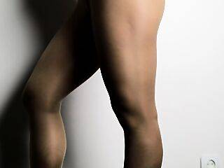 Samanta Lily - Posin PantyhoseFetish - theyarehuge.com