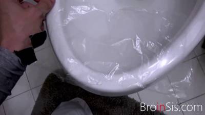 I can't believe I did it with my SIS - sexu.com