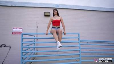 By The Brook - upornia.com