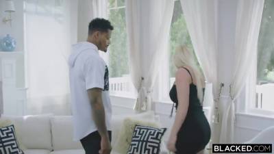 Paisley Porter - Paisley Porter - On His Doorstep - upornia.com