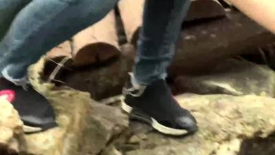 Fix her phone and fuck her big Latina titties - drtvid.com