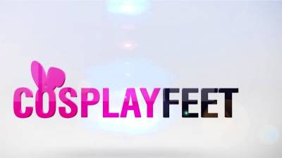 Foot fetish bee cosplay teases you - drtvid.com