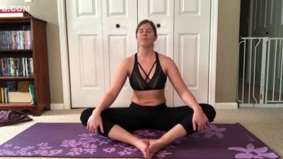 Nakedyoga 2 - hclips.com