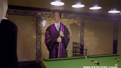 It Turns Out Scarlett Knight Has Been Fucking The Head Teacher All Year Long - upornia.com