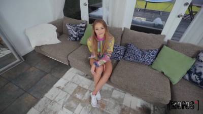 Scarlett Fall In Sweet Little Scarlett - upornia.com