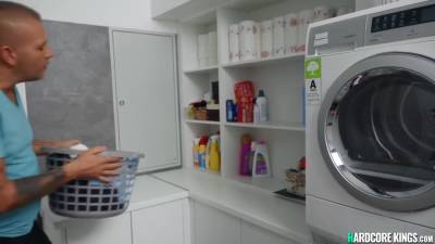 Roxy Risingstar In Rival Roommates Fuck In Laundry Room - hotmovs.com