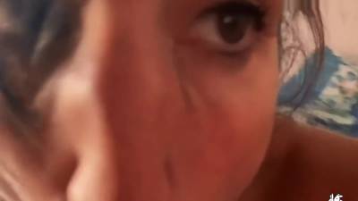 Sexy Bella Gives A Sloppy Blowjob To Her Bf And Lets Him Cum - hclips.com