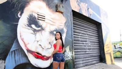 Teen twerks jizzed booty - drtvid.com