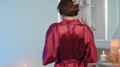 Please Take Me Back With Lisa Ann - hotmovs.com