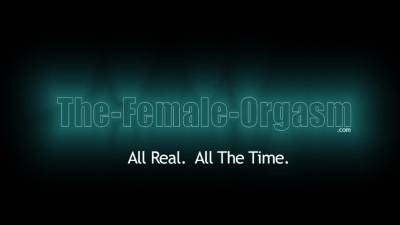 Jewell Marceau Strips And Vibes Her Clit To A Pulsing Orgasm - drtvid.com