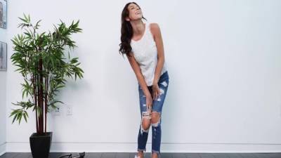 Colombian Girl Tries Sucking And Fucking To Get Ahead - upornia.com - Colombia