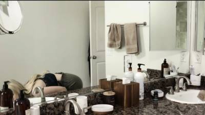 London loves doing pussy licking with Lilly - drtvid.com