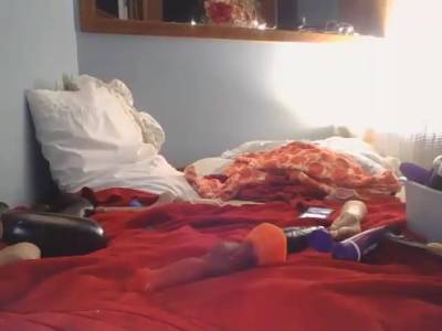 Amateur Brunette Double Toying - hclips.com