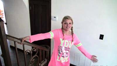Petite teen in braids - drtvid.com